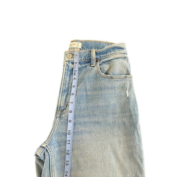 Abercrombie & Fitch Medium Wash The '90s Straight Ultra High Rise Jeans Size 4 - Picture 10 of 12